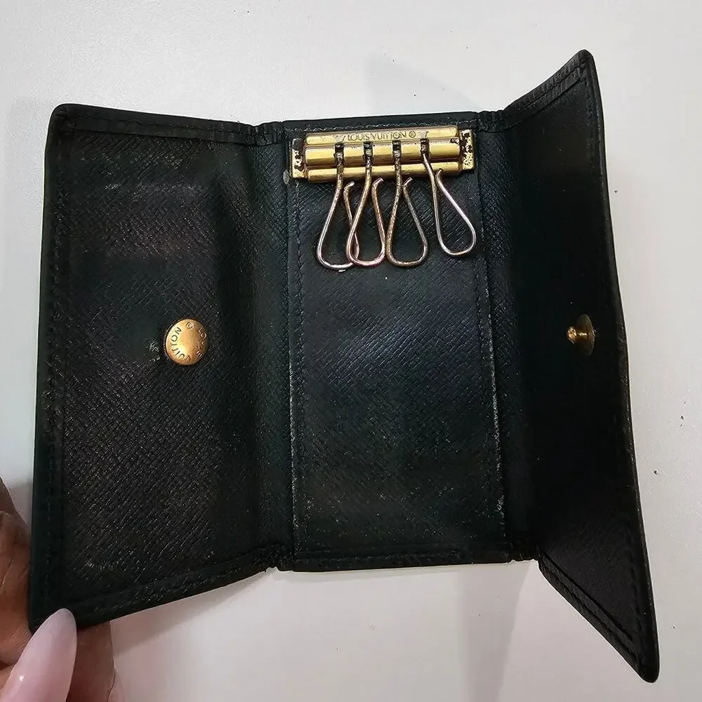 Louis Vuitton Key Case Holder Dark Green LV